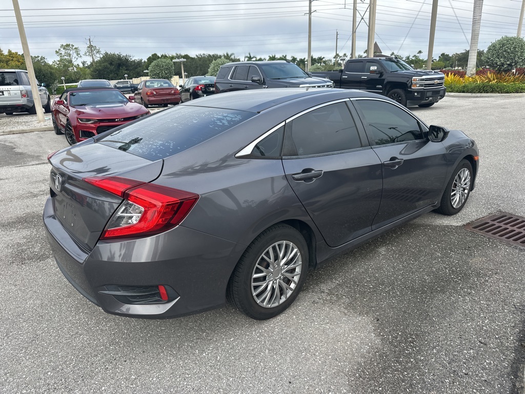 2017 Honda Civic LX photo 4