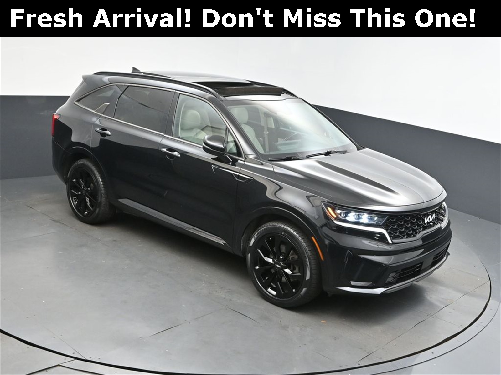 2022 Ebony Black Kia Sorento SX-Prestige SUV