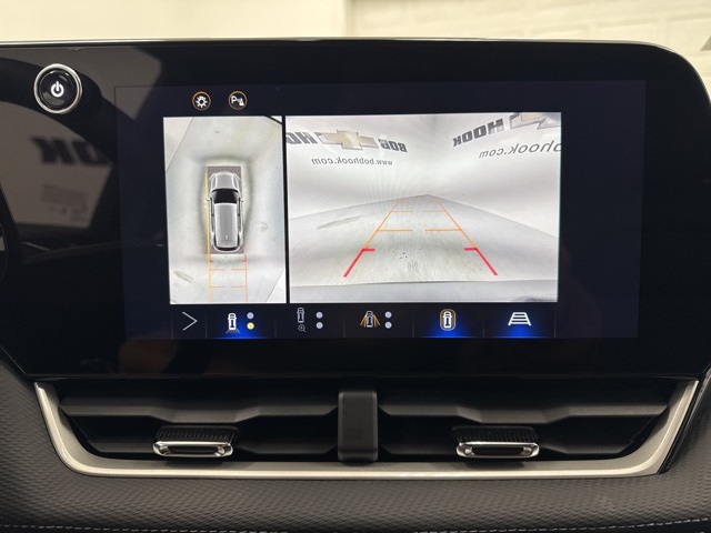 used 2025 Chevrolet Equinox car, priced at $25,988