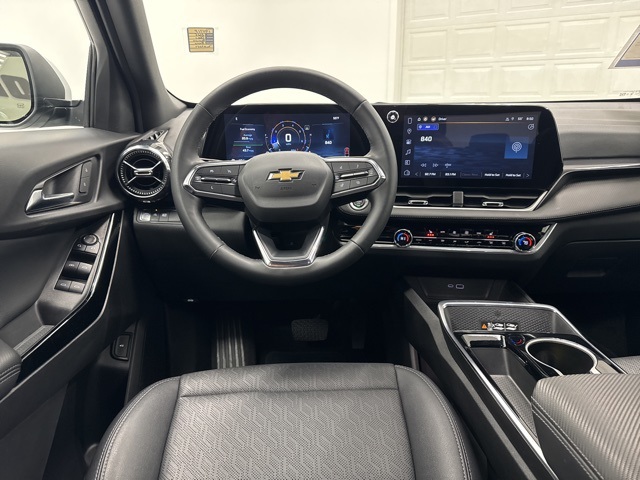 used 2025 Chevrolet Equinox car, priced at $25,988