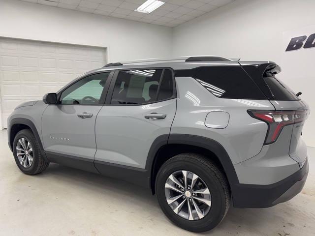 used 2025 Chevrolet Equinox car, priced at $25,988