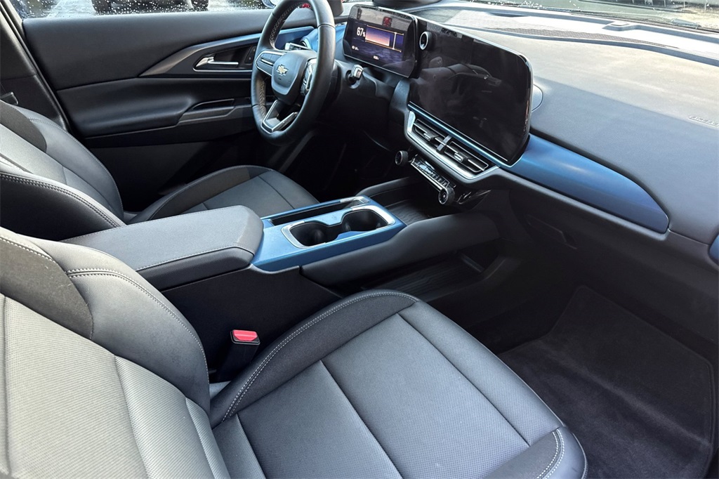 used 2025 Chevrolet Equinox EV car, priced at $25,904