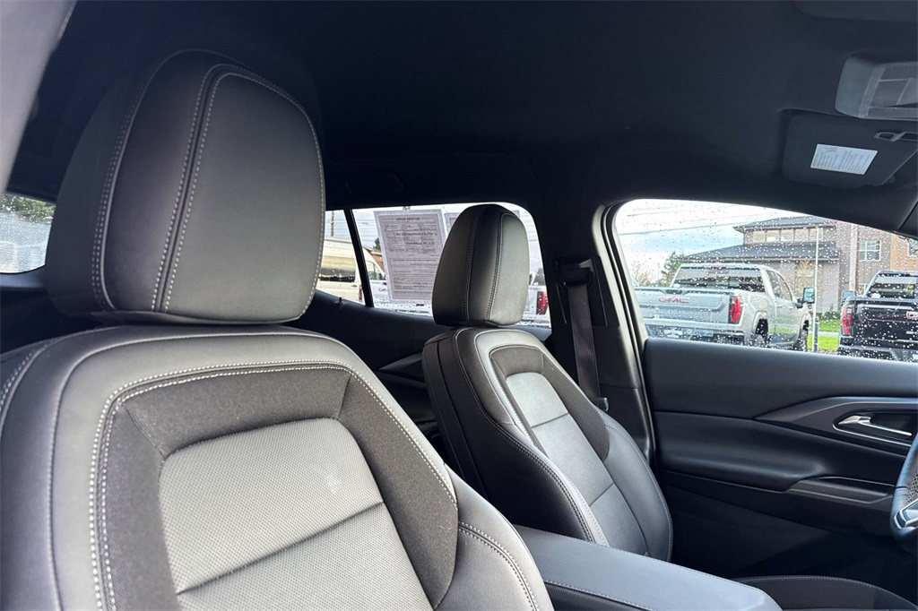 used 2025 Chevrolet Equinox EV car, priced at $25,904