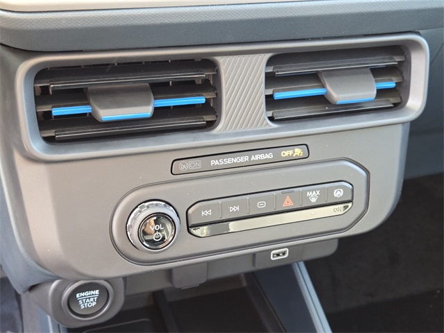 New 2025 Ford Maverick Lobo Standard 4D Crew Cab