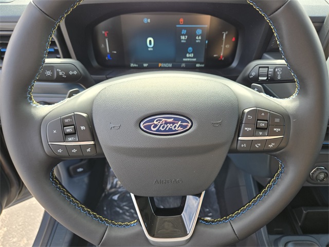 New 2025 Ford Maverick Lobo Standard 4D Crew Cab