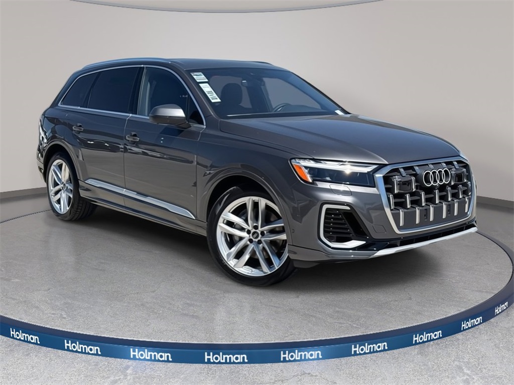 2025 Audi Q7 Premium Plus's photo