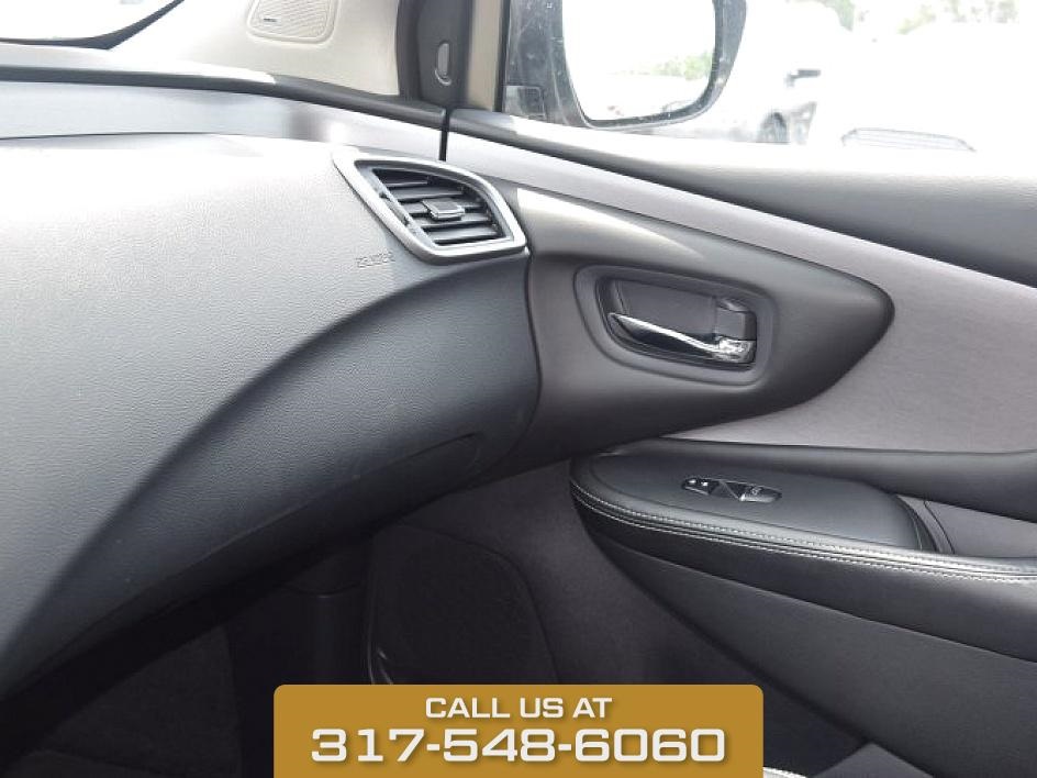2023 Scarlet Nissan Murano SL FWD SUV