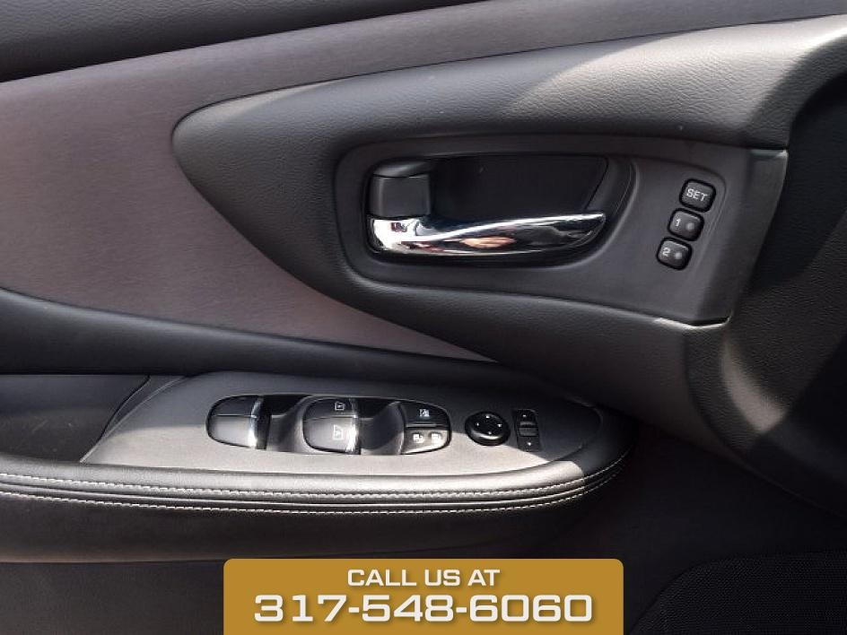 2023 Scarlet Nissan Murano SL FWD SUV
