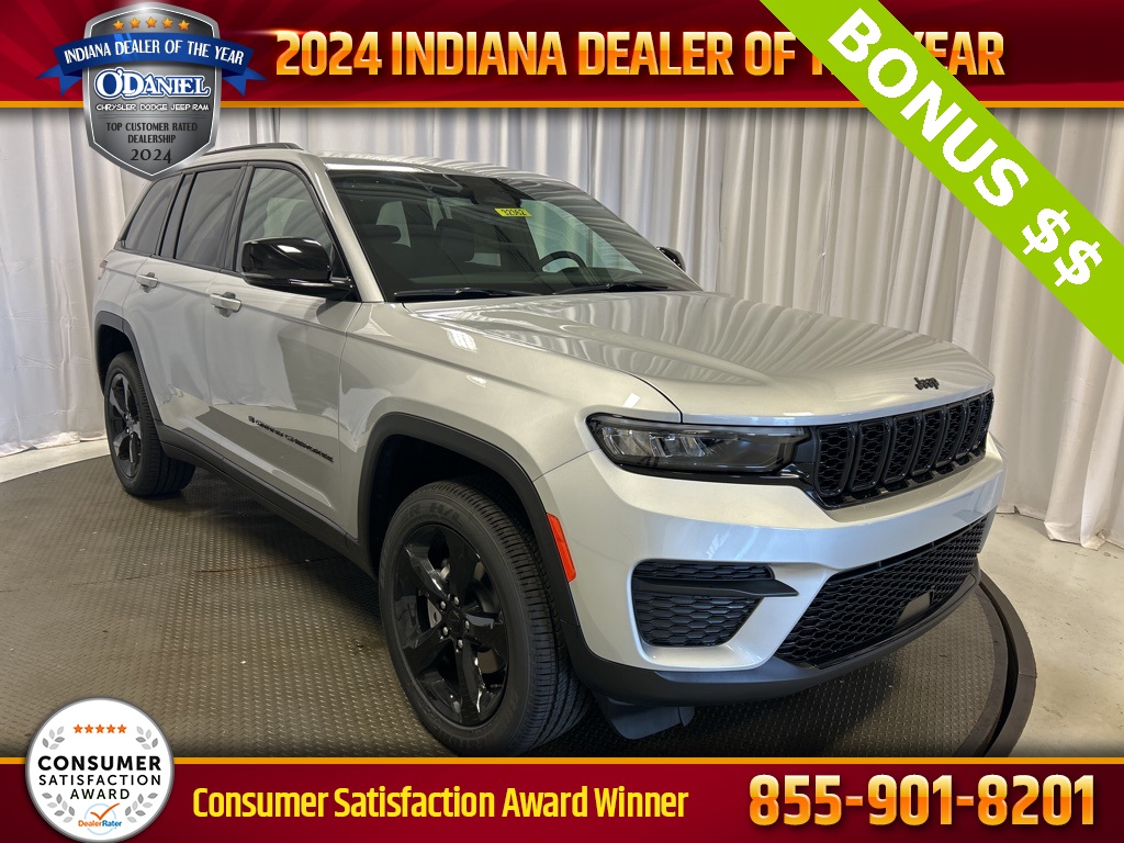 new 2025 Jeep Grand Cherokee car, priced at $43,620