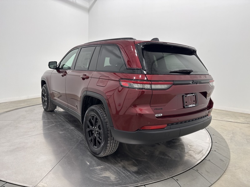 2025 Jeep Grand Cherokee Altitude X photo 4