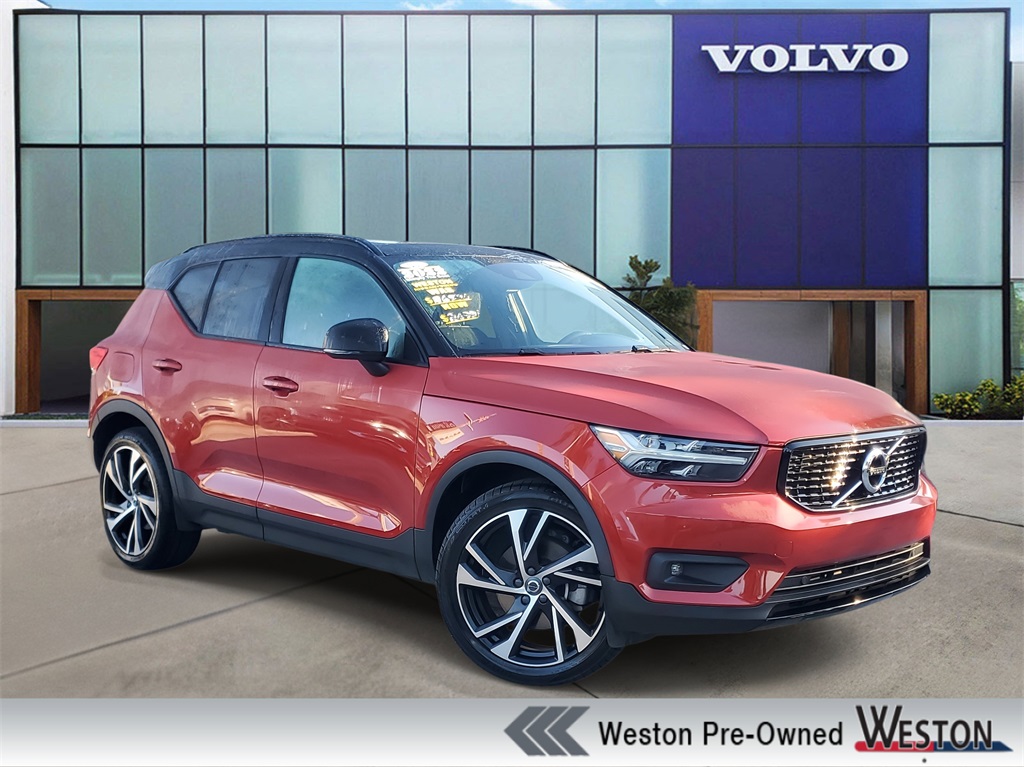 used 2022 Volvo XC40 car, priced at $24,475