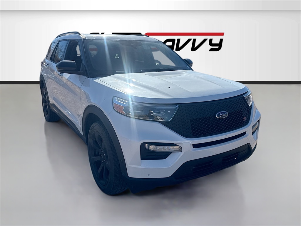 2022 Ford Explorer ST's photo