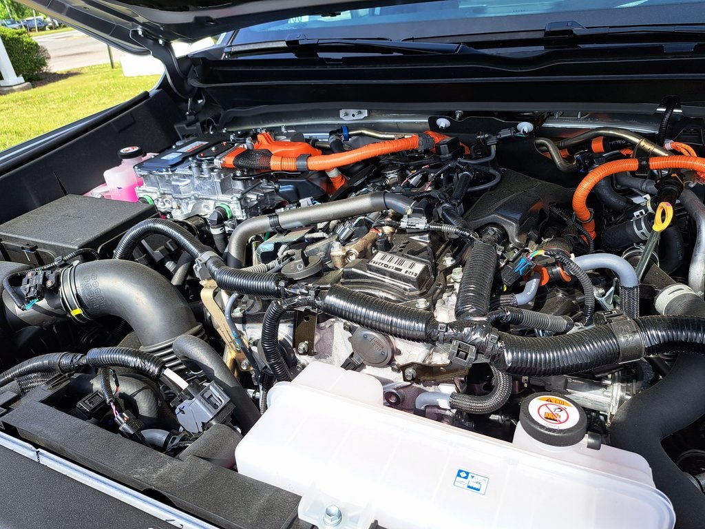 2025 Toyota Tacoma Hybrid TRD Sport 4D Crew Cab 4WD 15