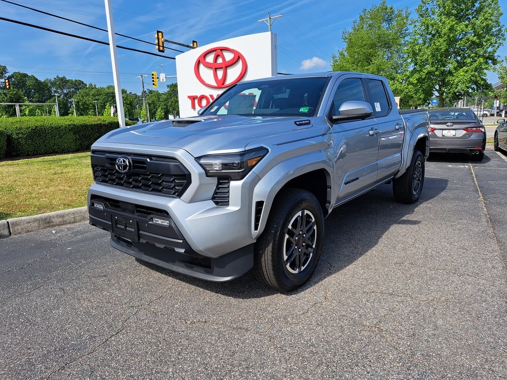 2025 Toyota Tacoma Hybrid TRD Sport 4D Crew Cab 4WD 2