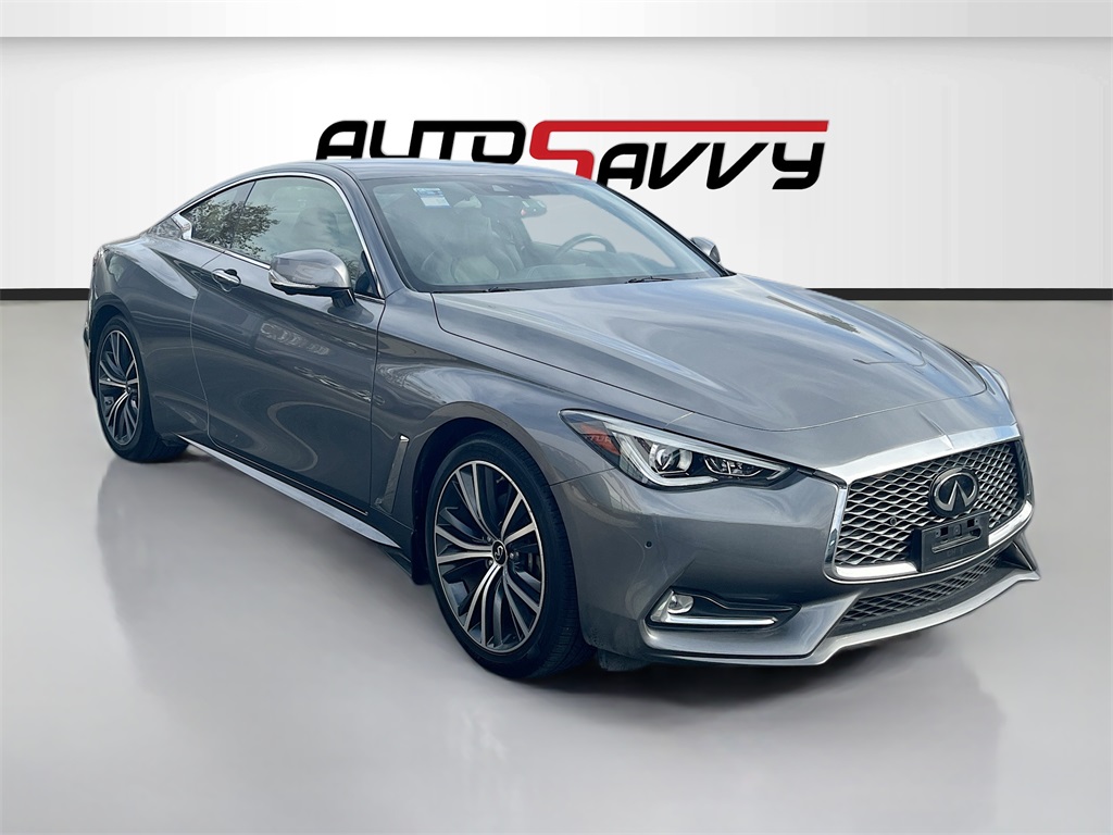 2021 INFINITI Q60 Coupe LUXE's photo