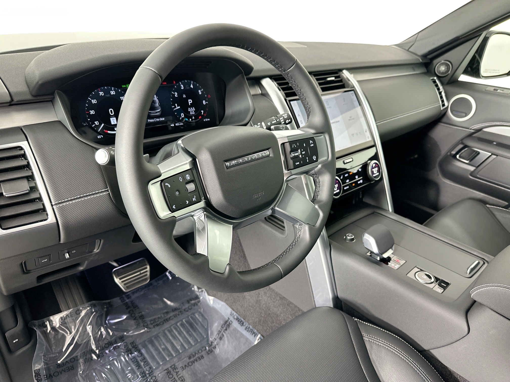 used 2026 Land Rover Discovery car, priced at $74,931