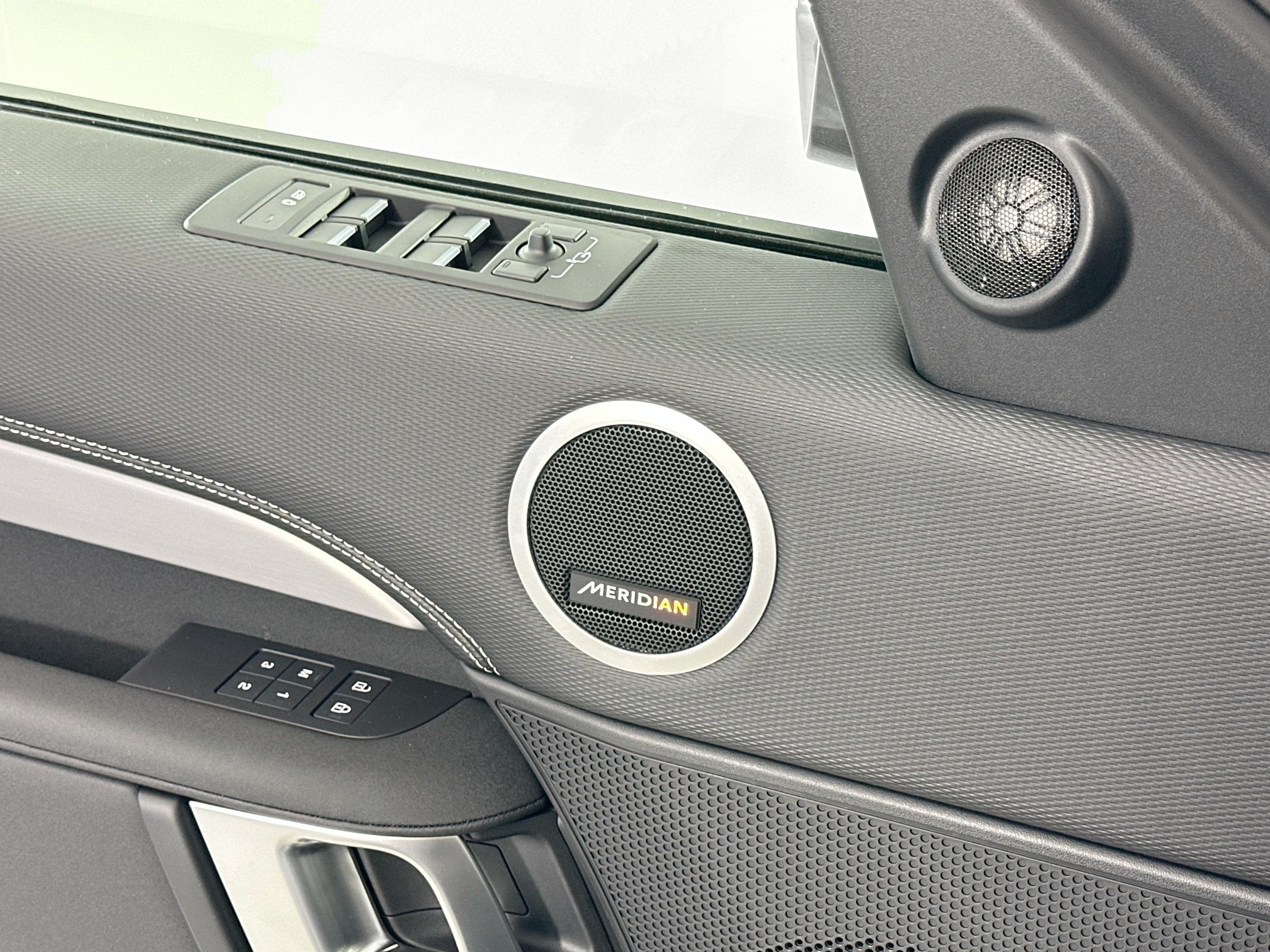 used 2026 Land Rover Discovery car, priced at $74,931