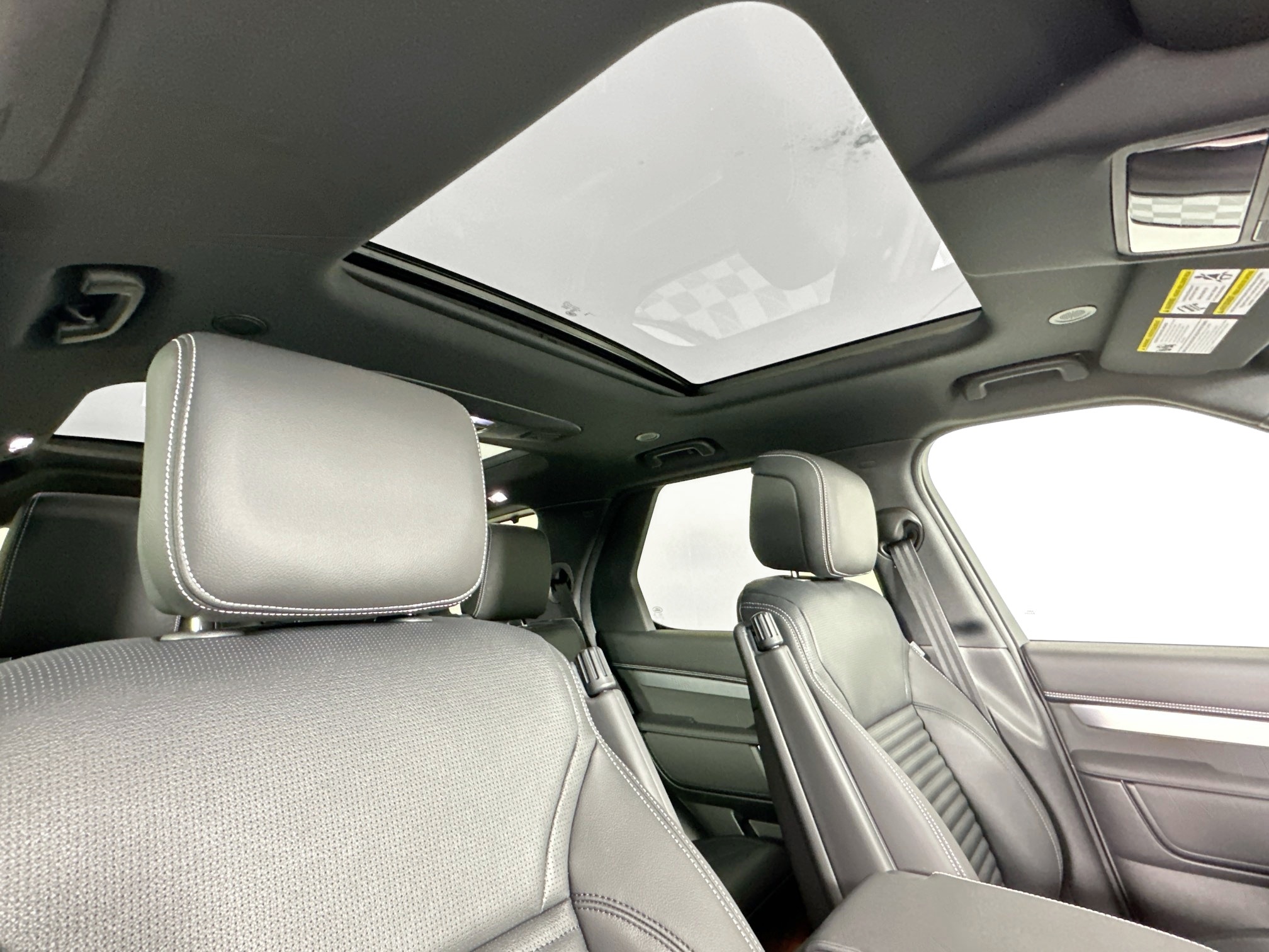 used 2026 Land Rover Discovery car, priced at $74,931