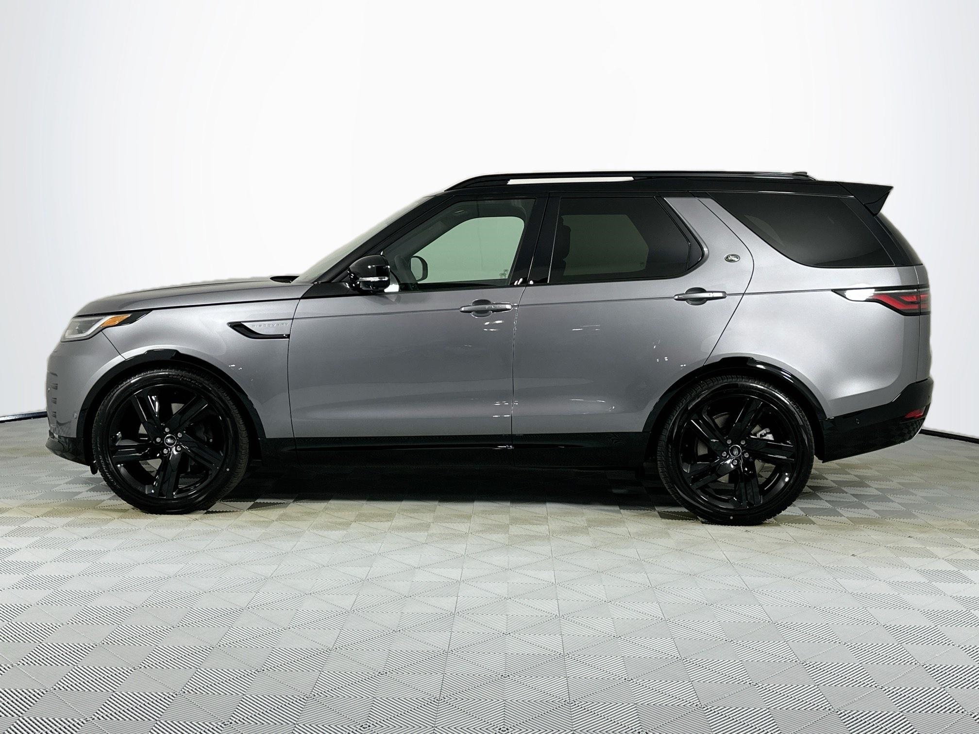 used 2026 Land Rover Discovery car, priced at $74,931