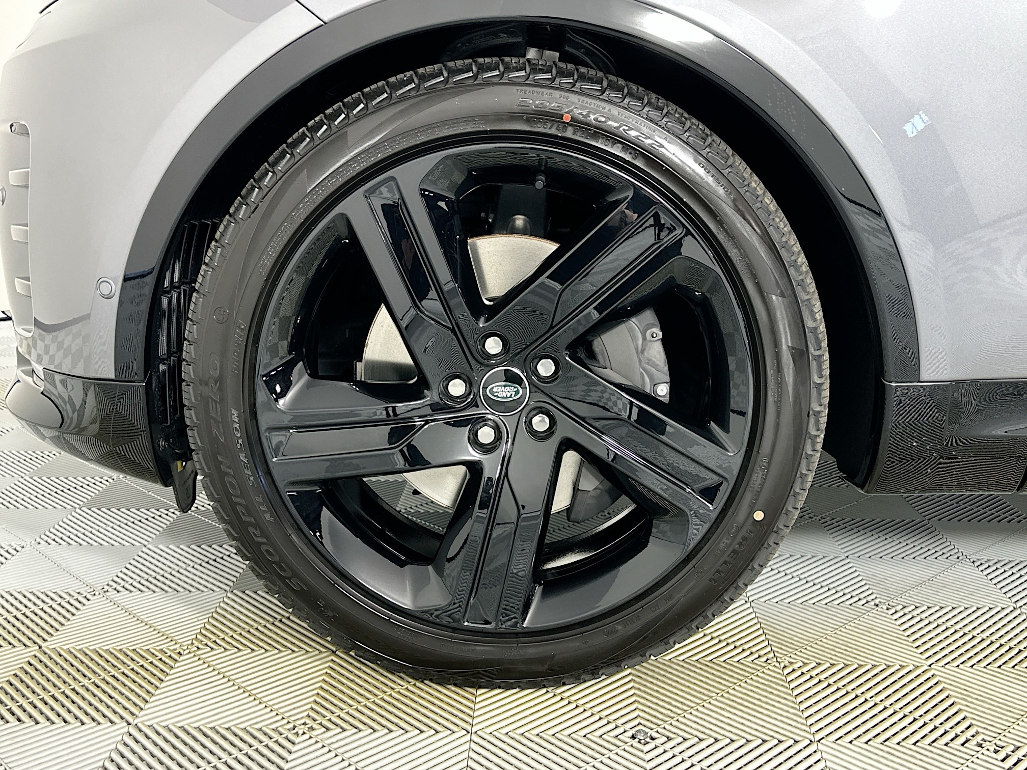 used 2026 Land Rover Discovery car, priced at $74,931