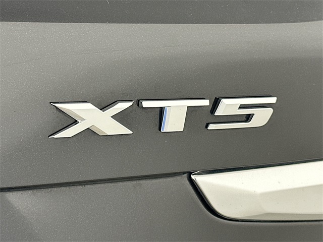 XT5 Premium Luxury