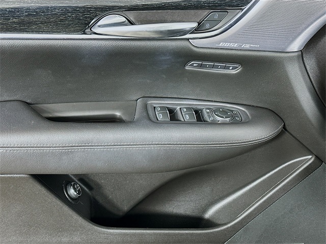 XT5 Premium Luxury