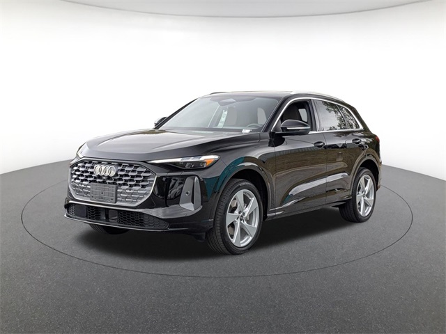 new 2025 Audi Q5 car, priced at $61,950