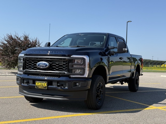 2025 Ford F-350 Super Duty XL