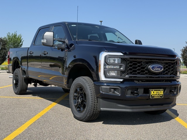 2025 Ford F-350 Super Duty XL