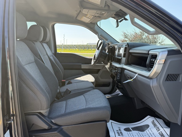 2025 Ford F-350 Super Duty XL