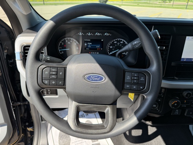 2025 Ford F-350 Super Duty XL