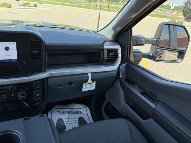 2025 Ford F-350 Super Duty XL