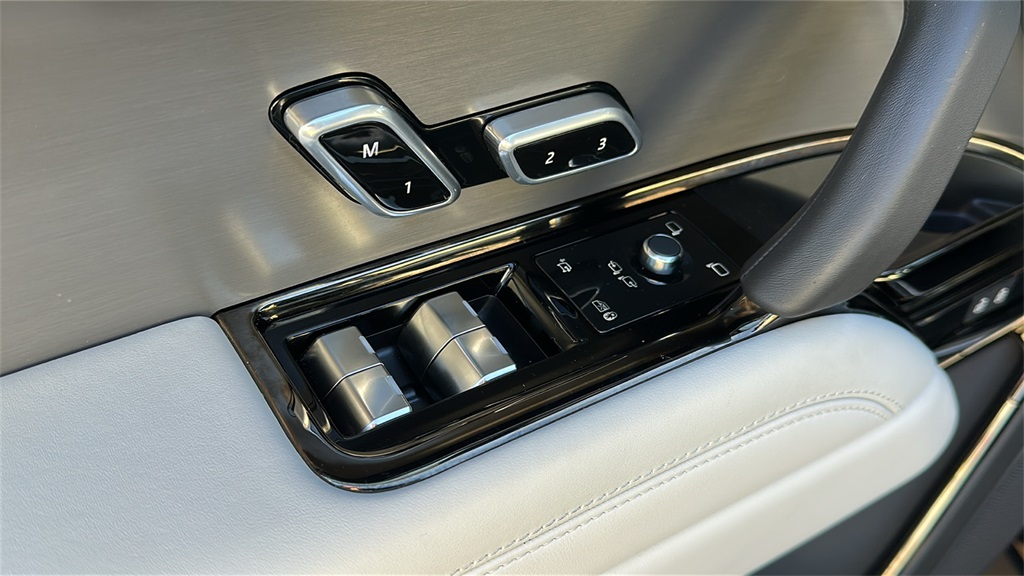 used 2025 Land Rover Range Rover Sport car, priced at $84,992