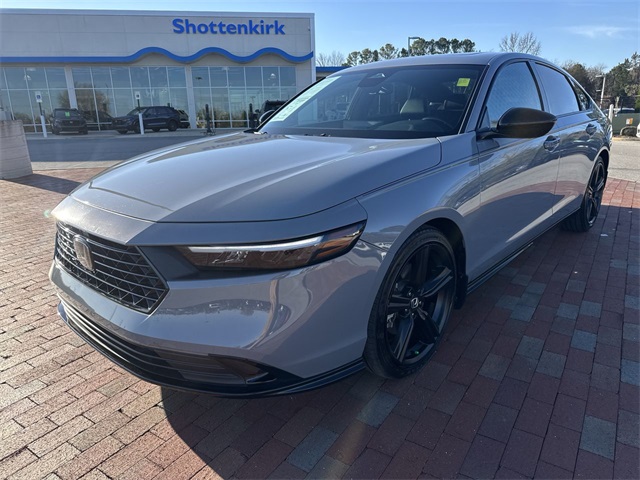 2024 Honda Accord Hybrid Sport-L's photo