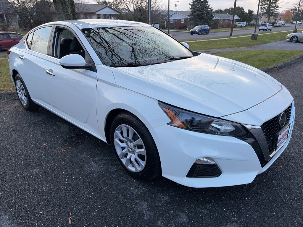 2022 Nissan Altima S