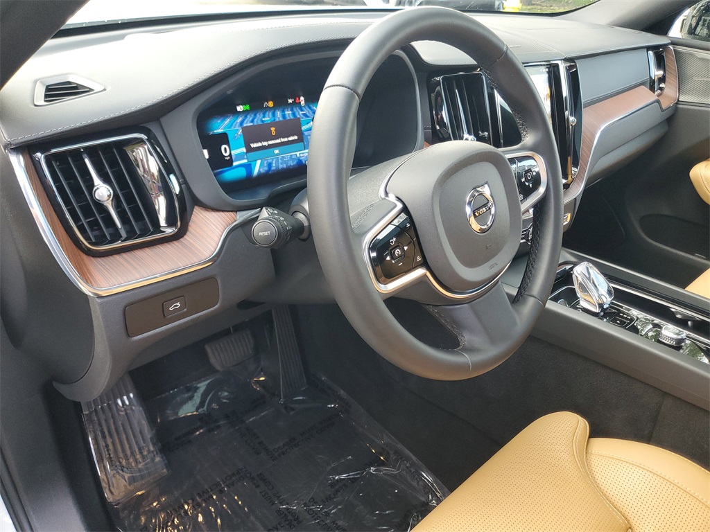 used 2024 Volvo XC60 car, priced at $43,995