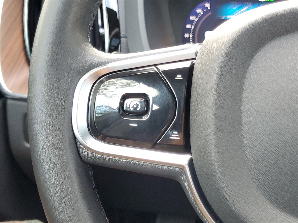 used 2024 Volvo XC60 car, priced at $43,995