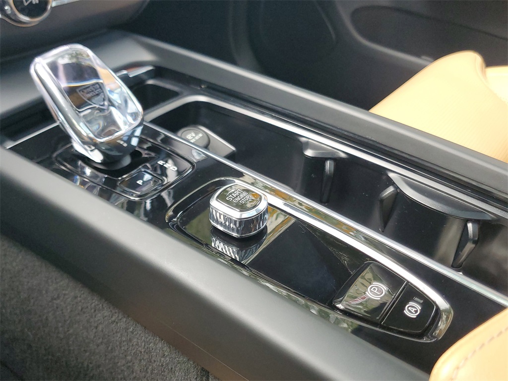 used 2024 Volvo XC60 car, priced at $43,995