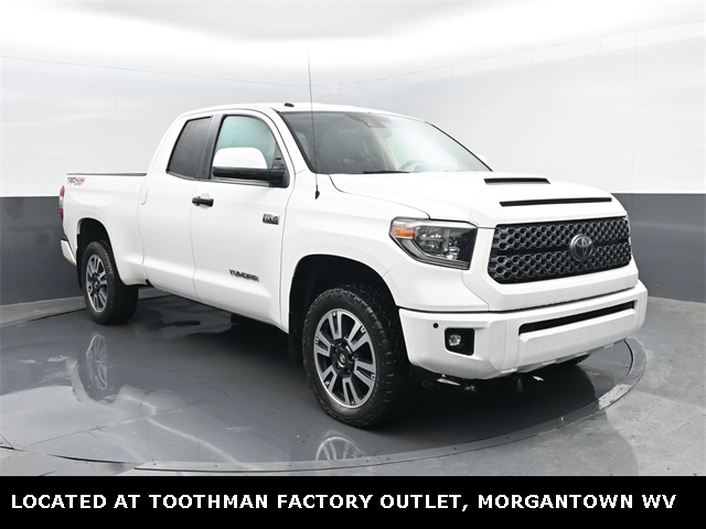 2018 Toyota Tundra SR5 photo 2