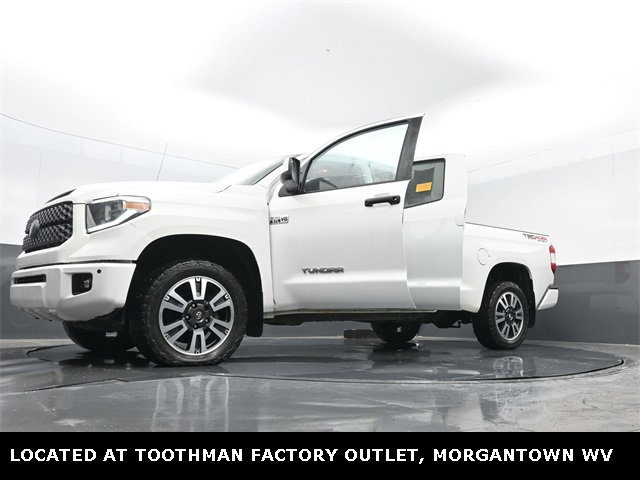 2018 Toyota Tundra SR5 photo 31