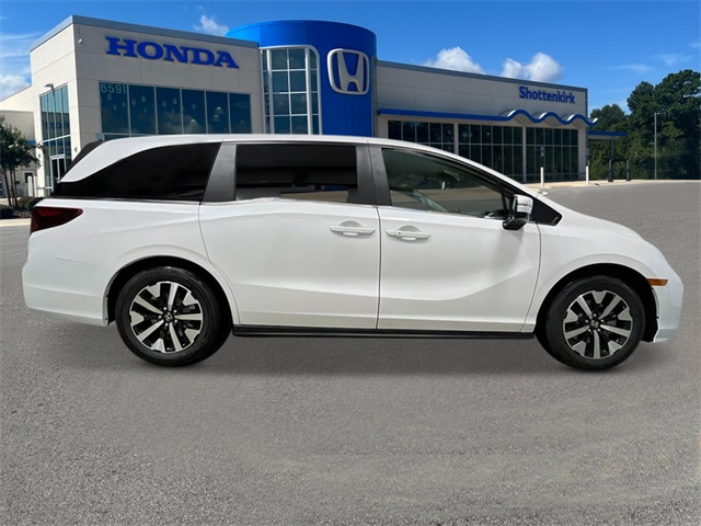 2026 Honda Odyssey EX-L photo 6