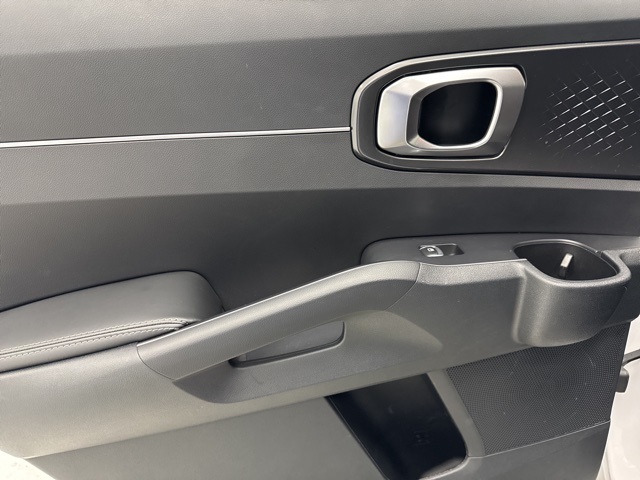 used 2025 Kia Sorento car, priced at $29,998