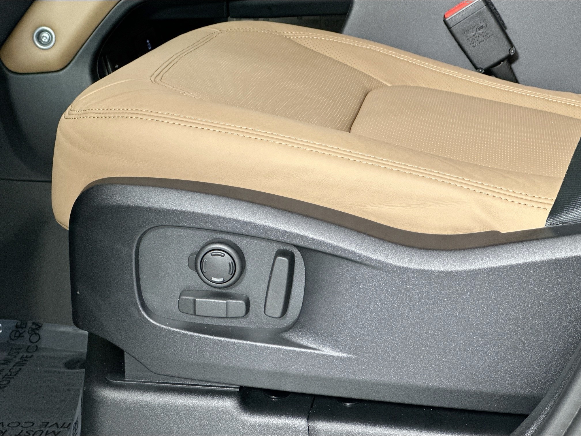 new 2026 Land Rover Defender 110 car, priced at $92,166