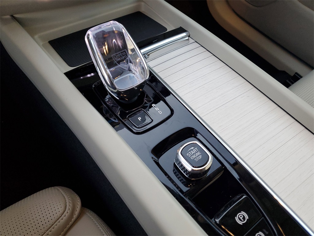 new 2026 Volvo XC60 car, priced at $63,910