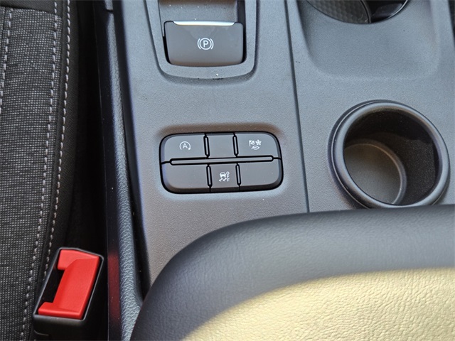 New 2025 Ford Ranger XL 4D Crew Cab