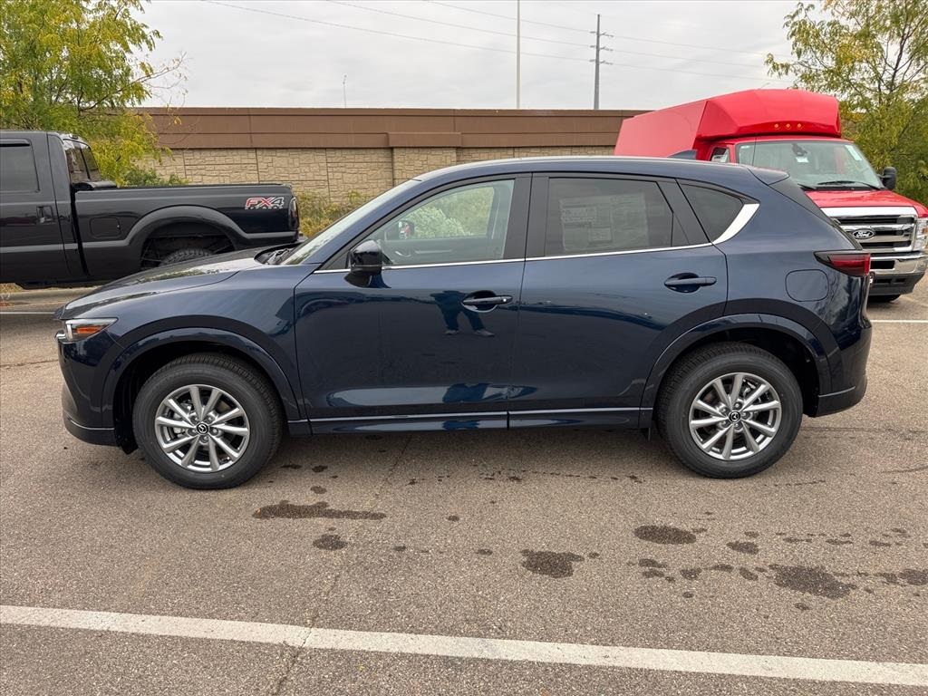 2025 Mazda CX-5 2.5 Select photo 2