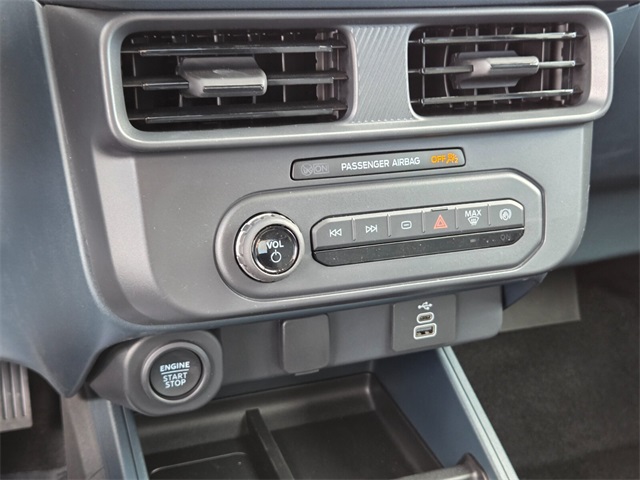 New 2025 Ford Maverick XLT 4D Crew Cab