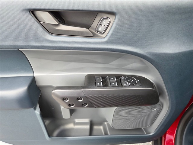 New 2025 Ford Maverick XLT 4D Crew Cab