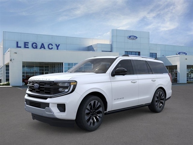 2025 Ford Expedition Platinum's photo