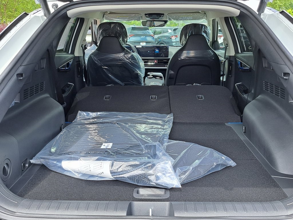 2025 Kia EV6 Wind SUV AWD 14